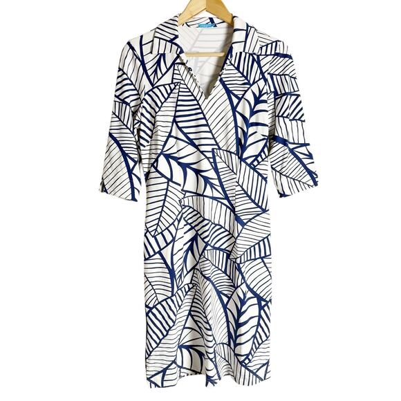 J. McLaughlin Dresses & Skirts - J. McLaughlin White Navy Leaf Print 3/4 Sleeve Collared V-Neck Dress Size Small